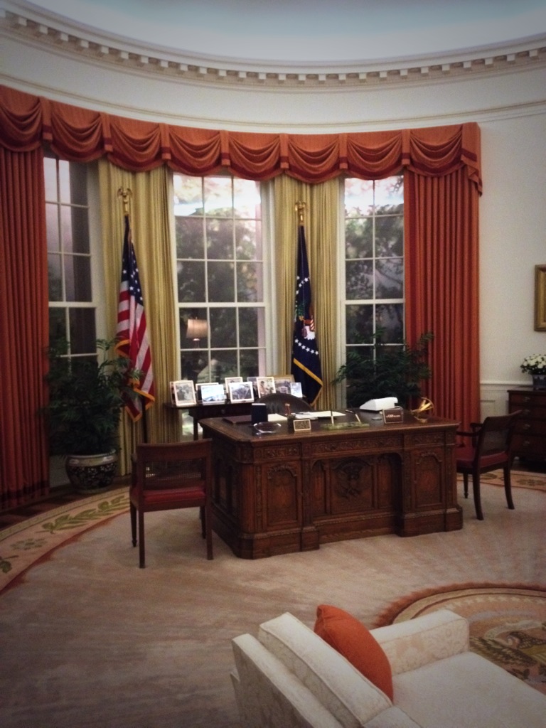 oval-office-ronald-reagan